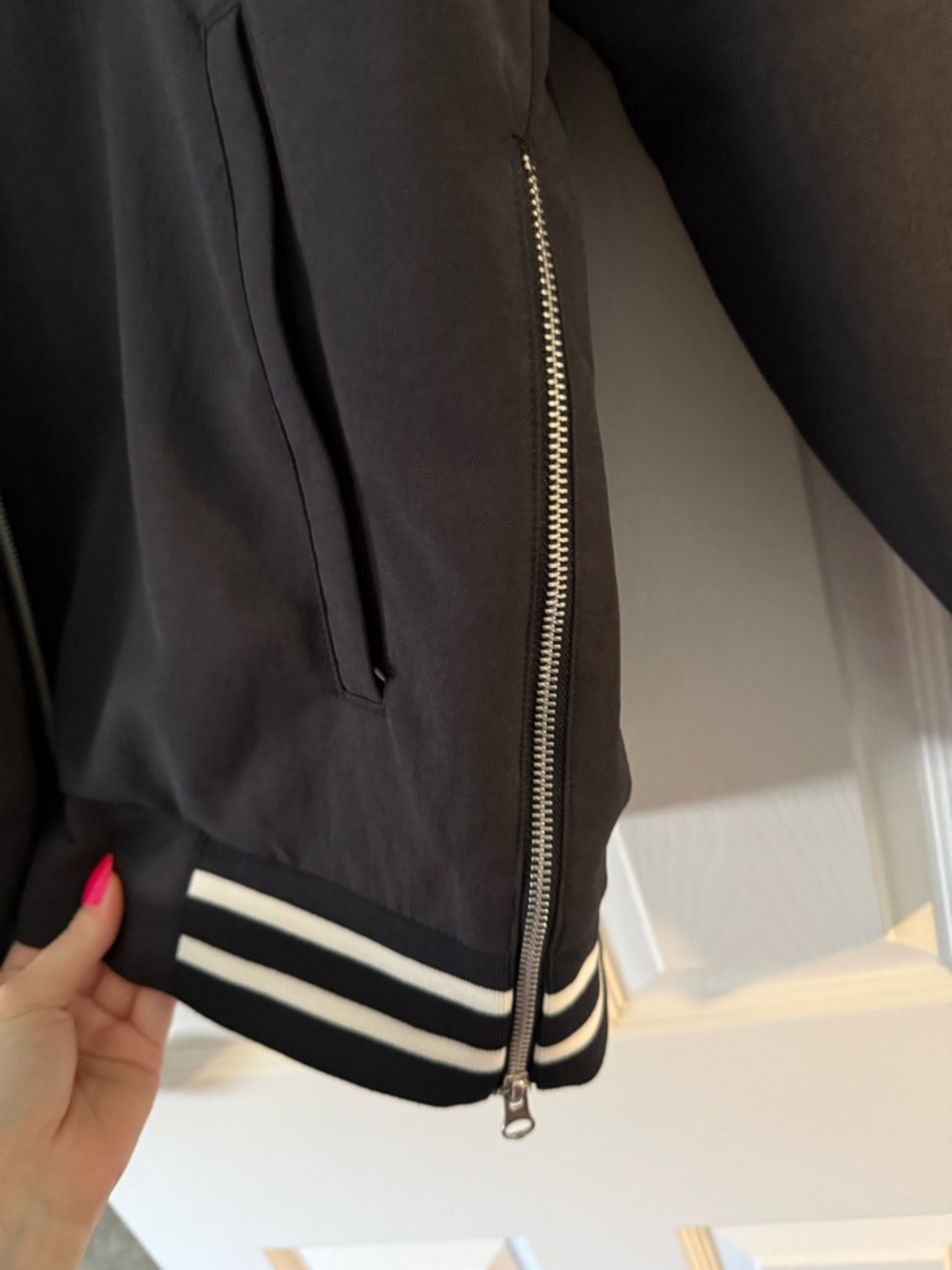 Yankees Bomber Jacket - Picture 4 of 7